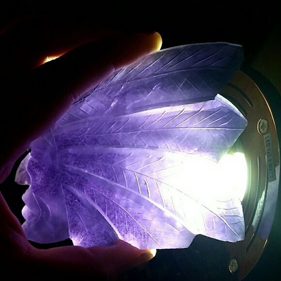 343g Fluorite Native American Headdress Totem - Picture 6 of 6